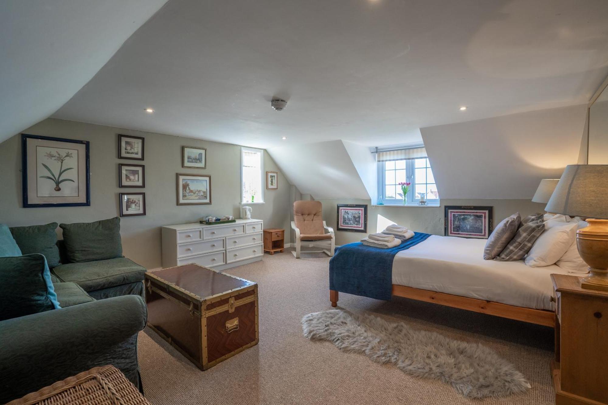 The Bedingfeld Arms Inn Oxborough